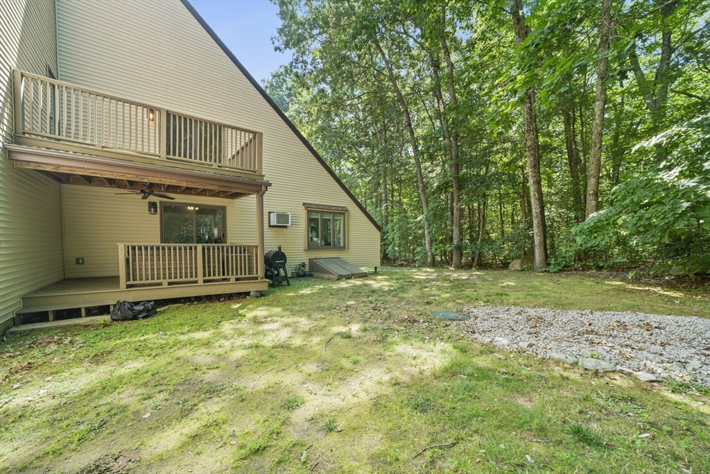 8 Bancroft Cmn # 8 Property Photo 34