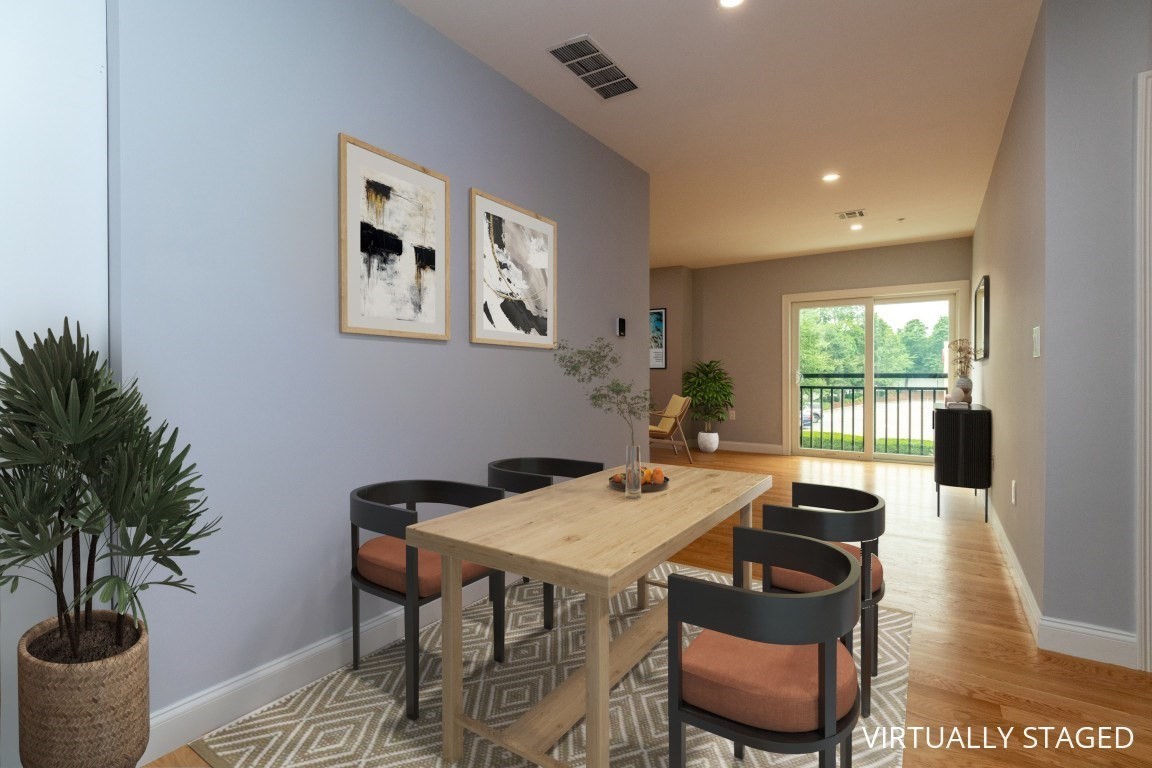 585 Washington Street # 202 Property Photo 2