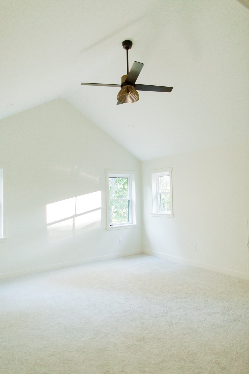 160 Willard Rd Property Photo 18