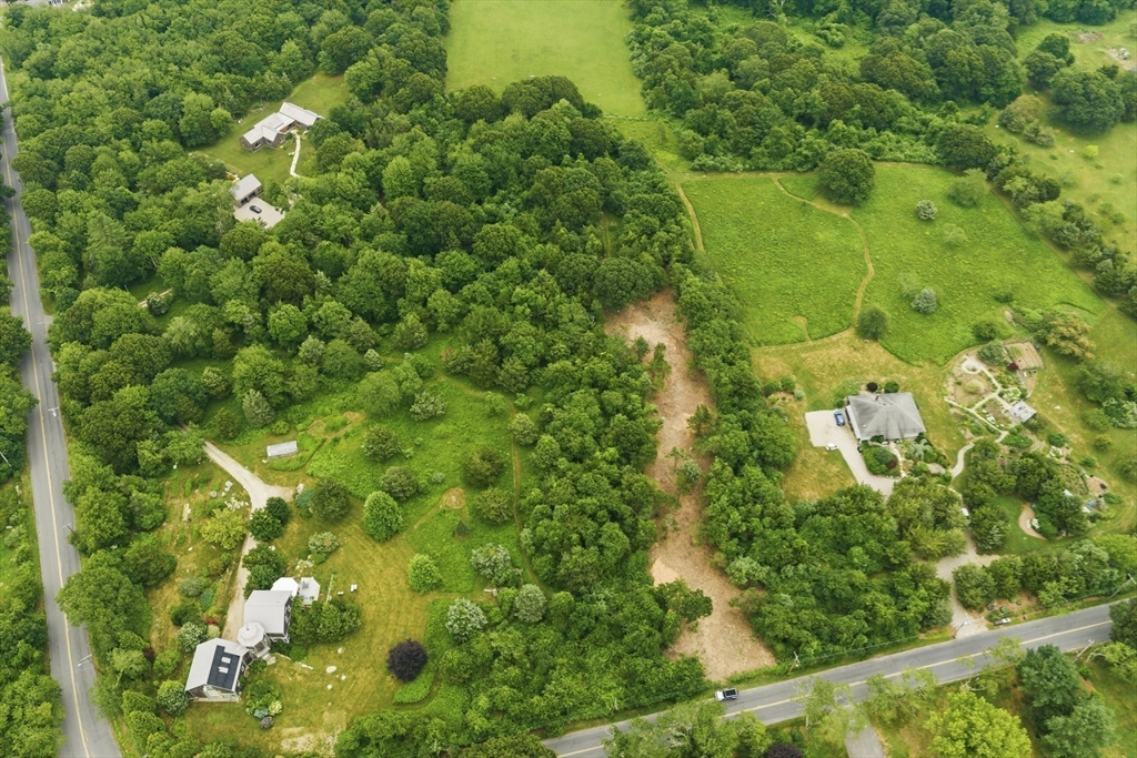 536 Horseneck Road Property Photo 12