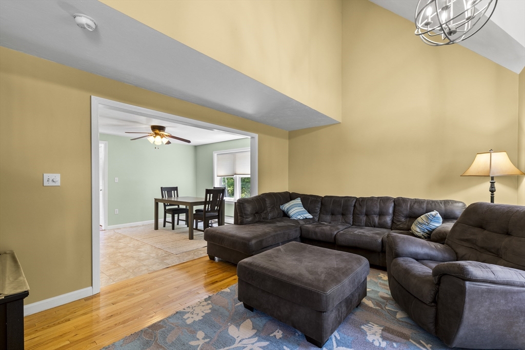 29 Sheffield Pl Property Photo 11