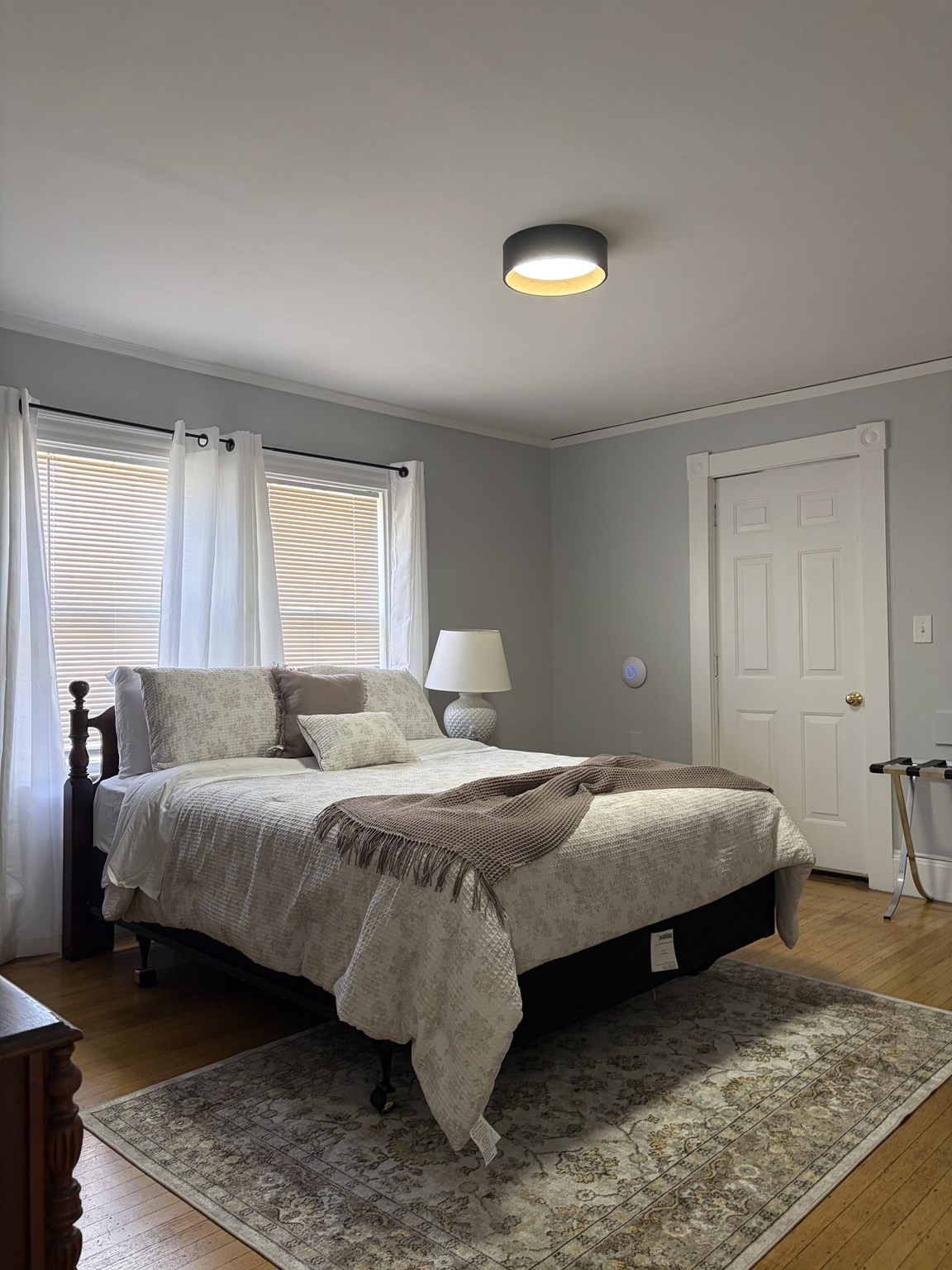 92 Mount Auburn St Property Photo 12