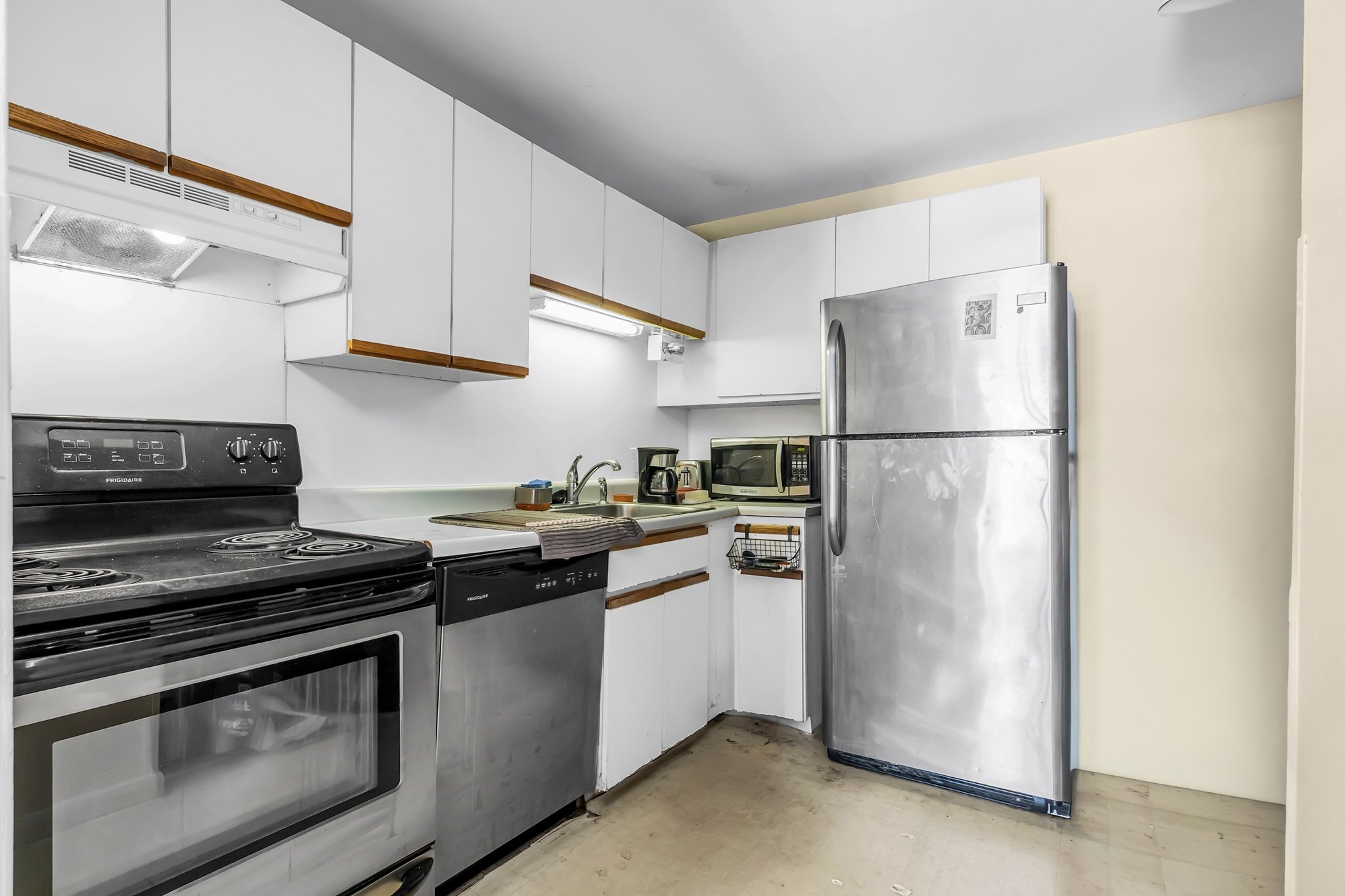 145 Essex Ave # 424 Property Photo 5