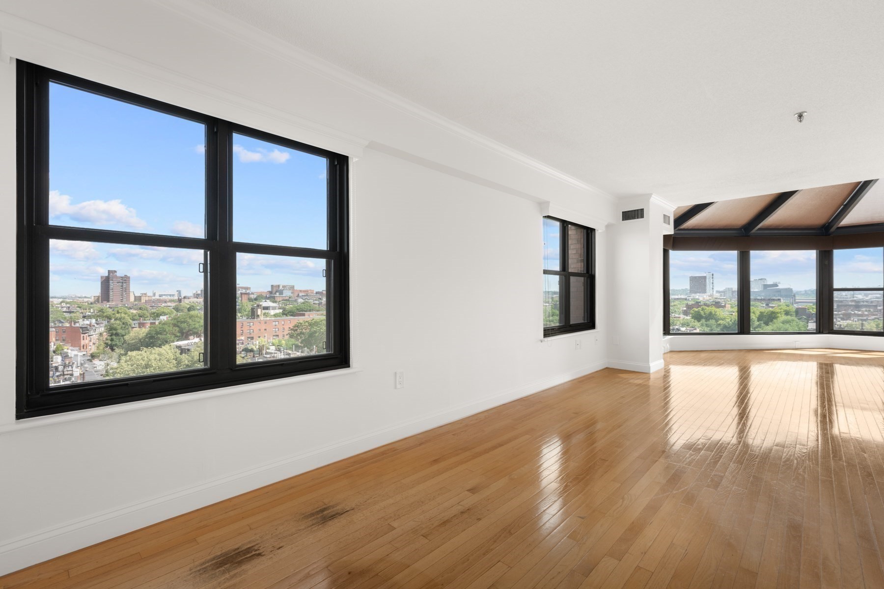 16 Harcourt St # 9g Property Photo 12