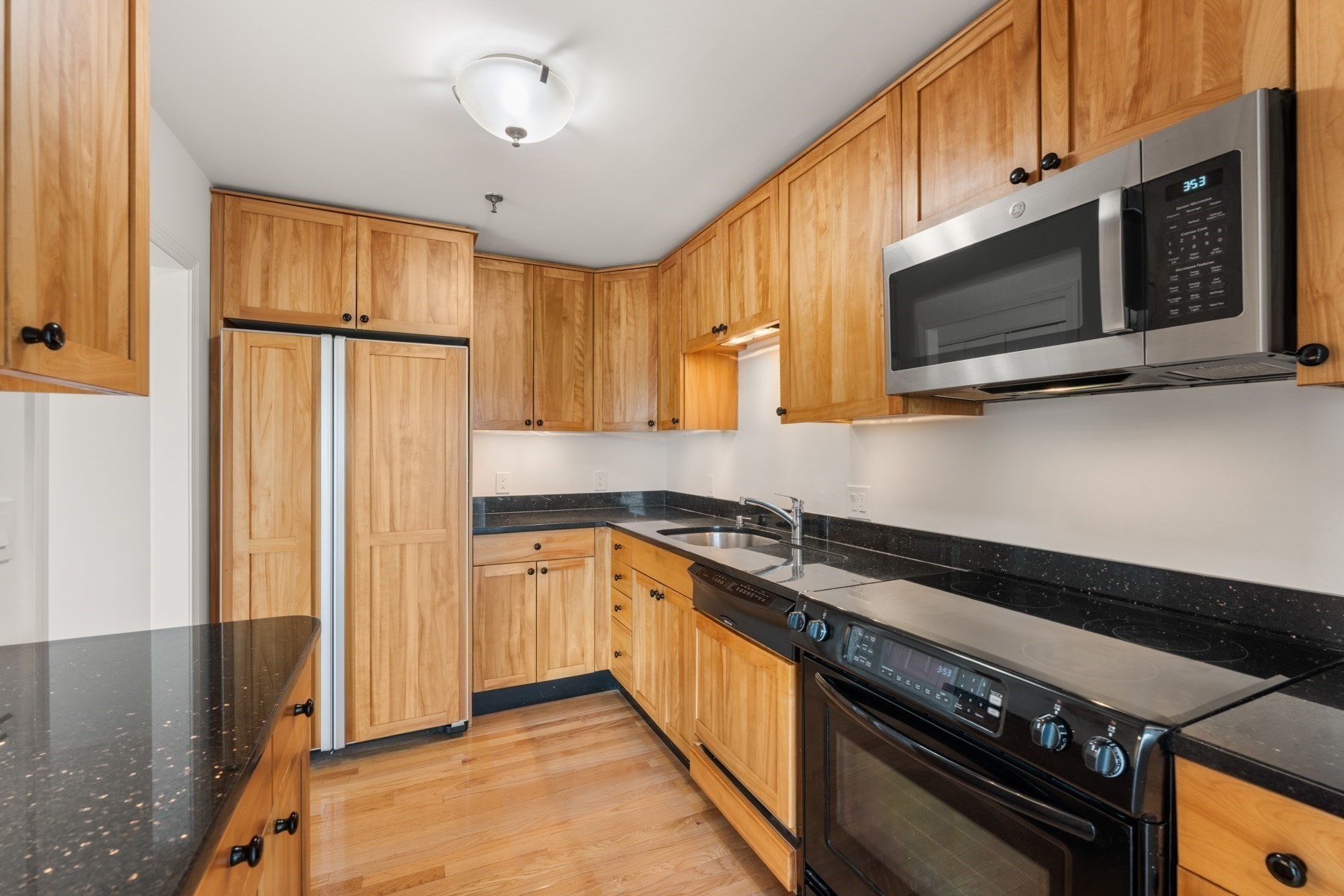 16 Harcourt St # 9g Property Photo 14