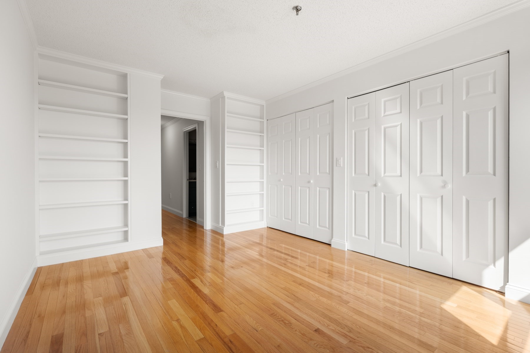16 Harcourt St # 9g Property Photo 18