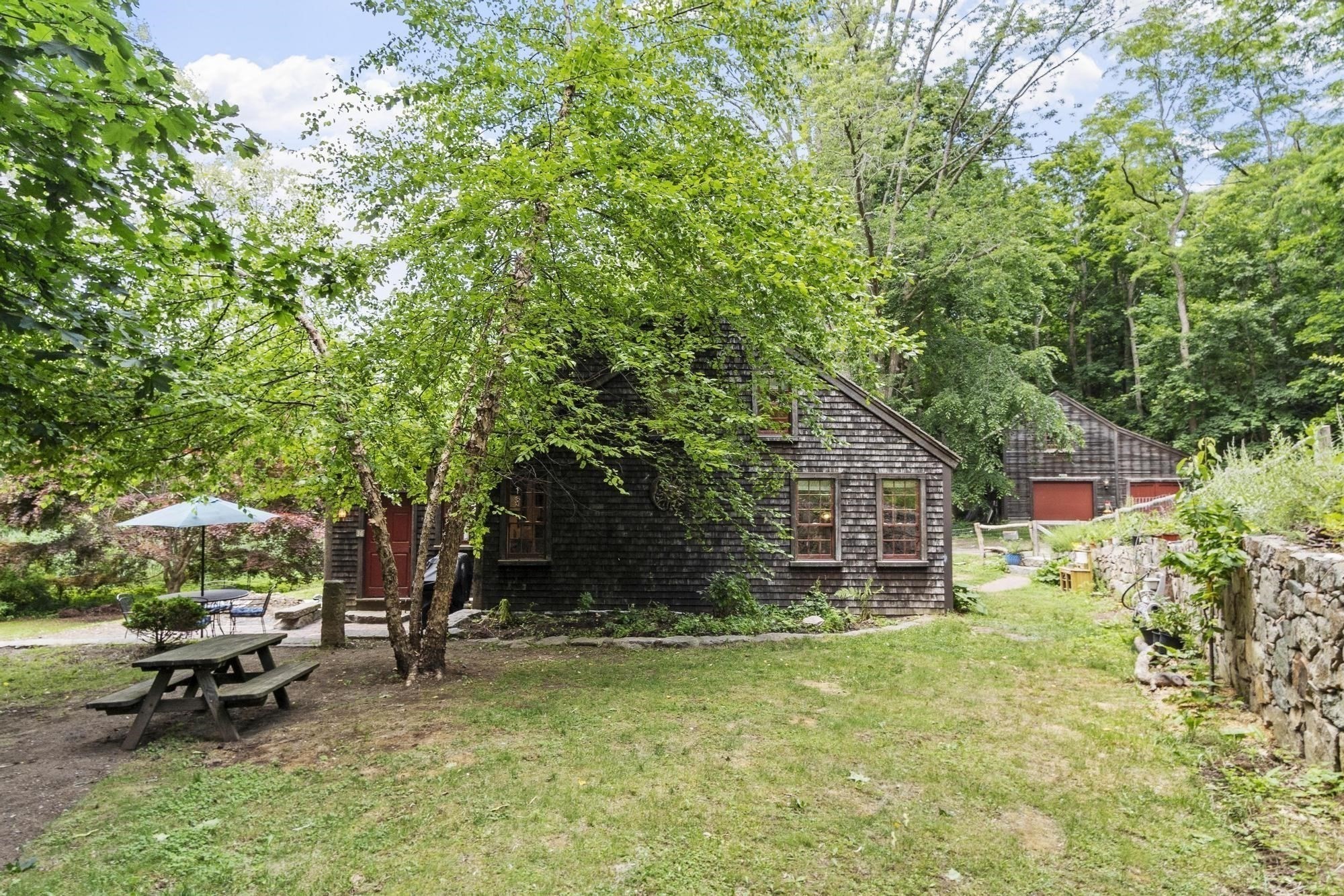 36 East Street Property Photo 31