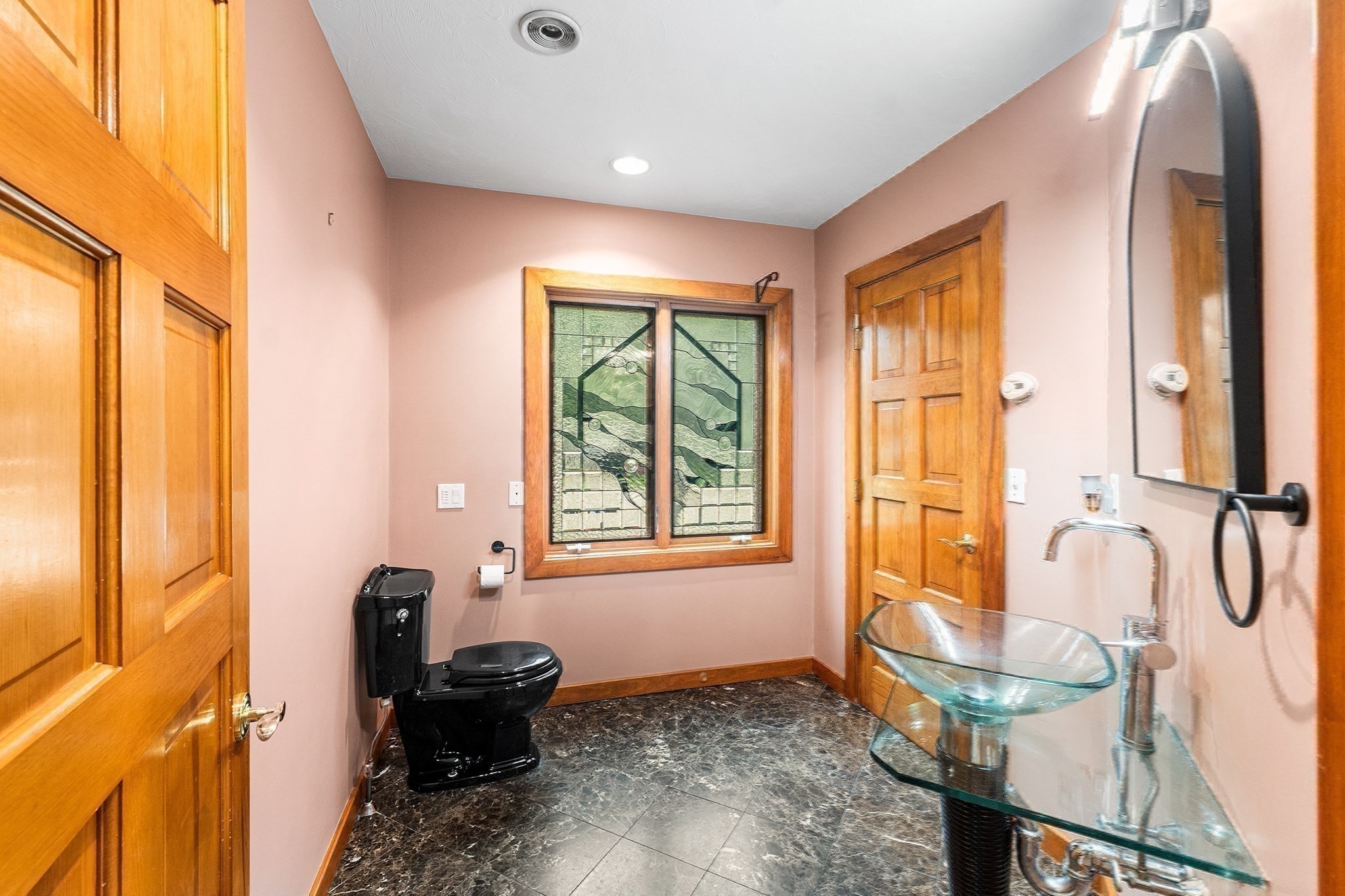 48 Sherburne Ave Property Photo 36