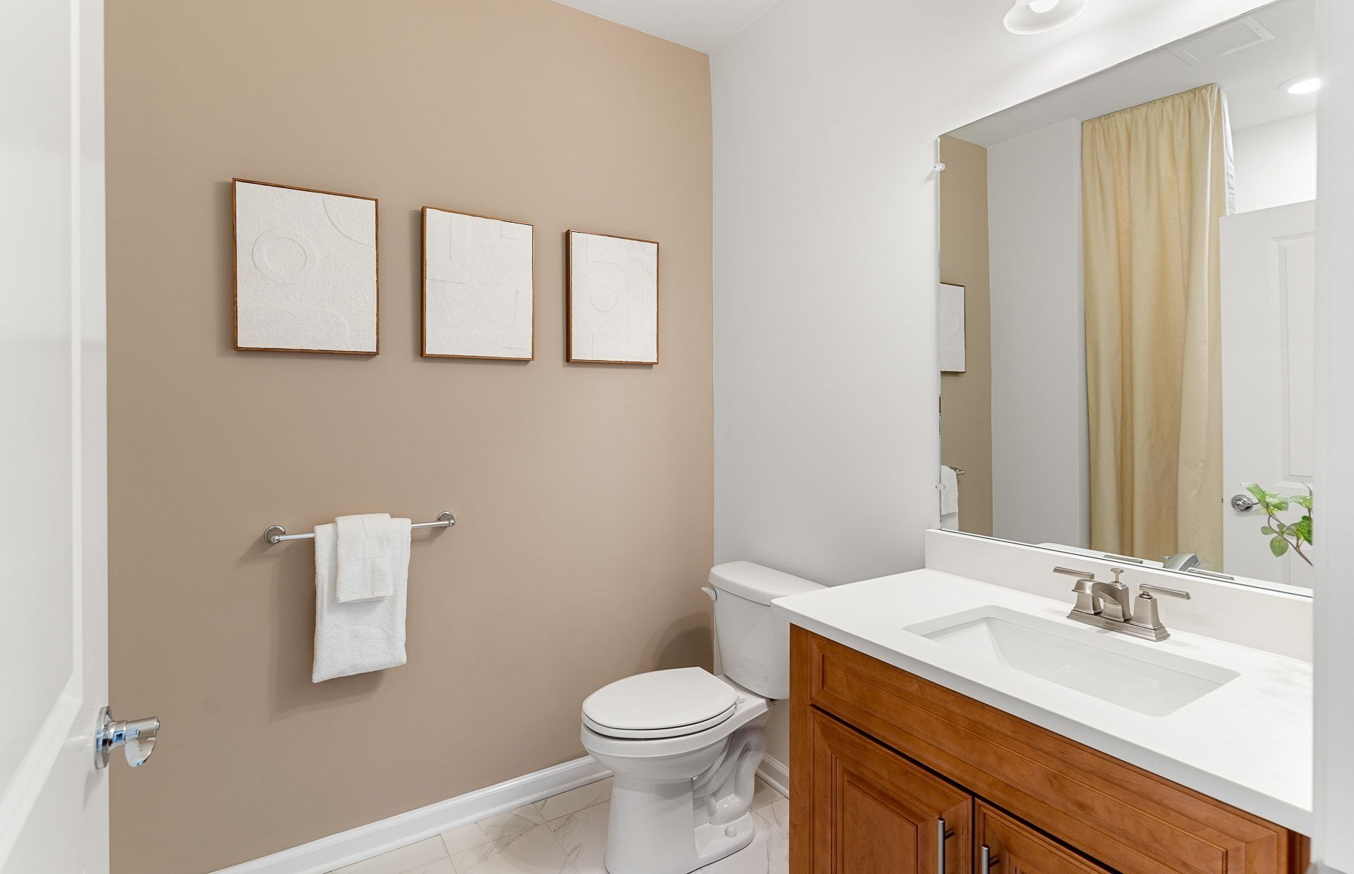 141 East Point Drive # 410 Property Photo 17