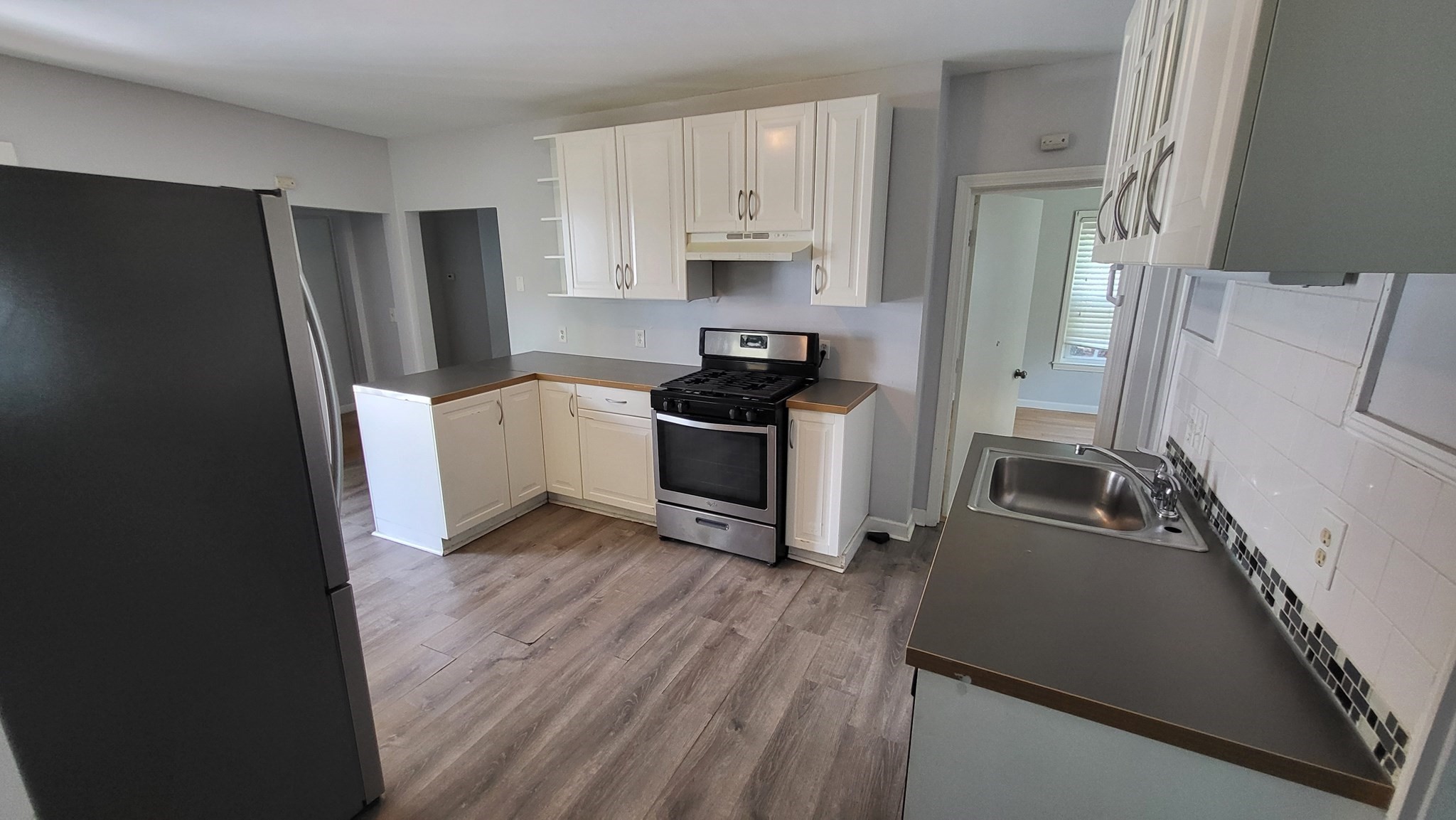 10 Rockdale Avenue # 10 Property Photo 3