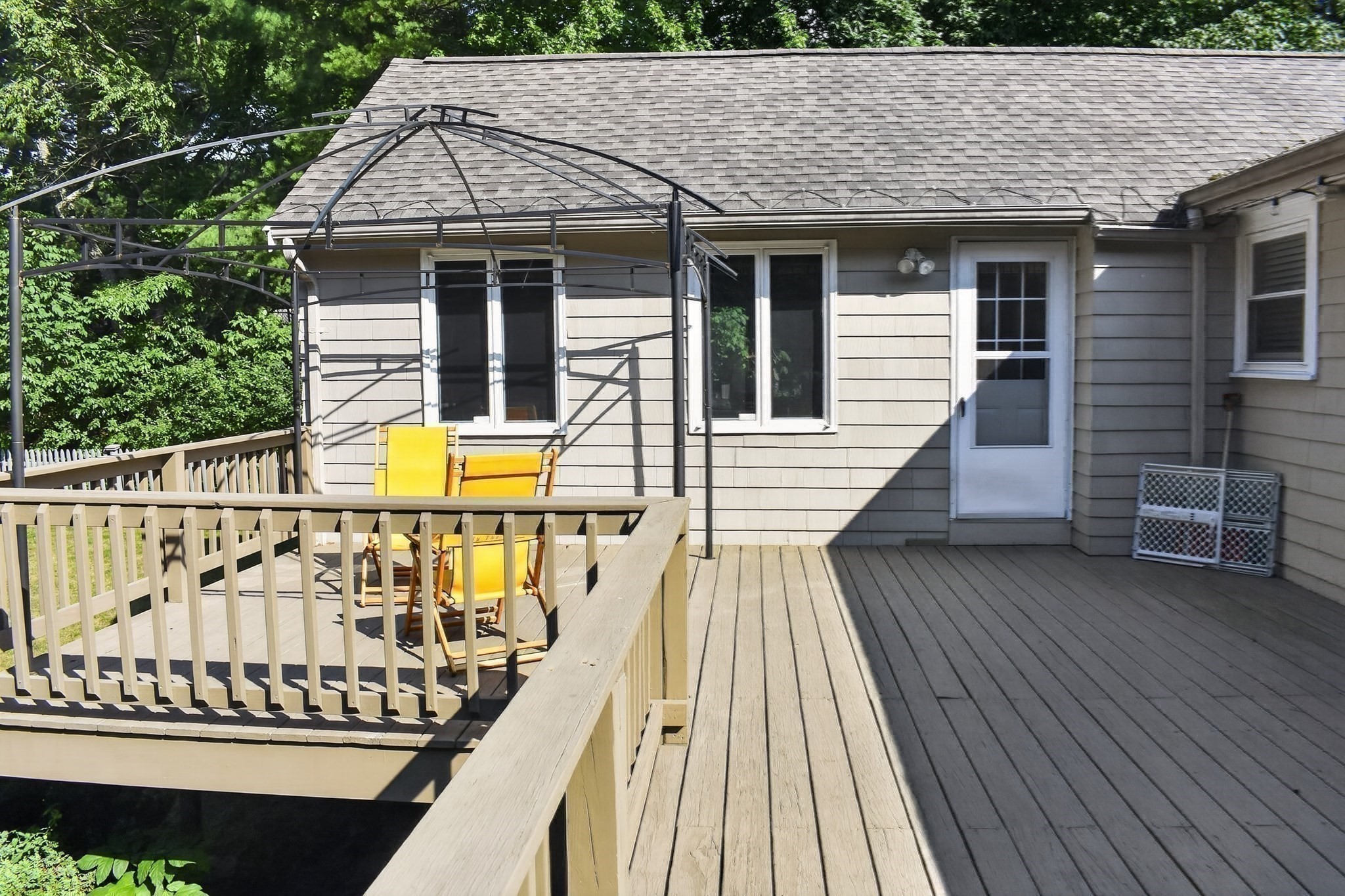 223 Robert Rd Property Photo 15