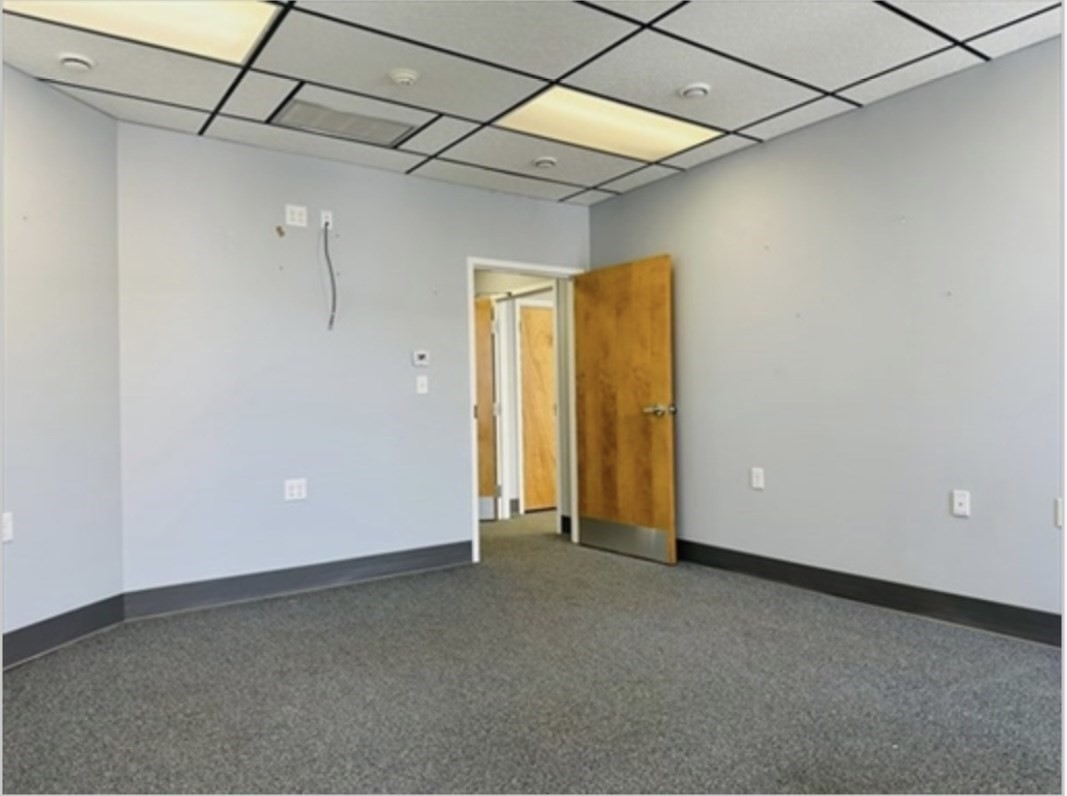 1201 Westford St # 1 Property Photo 23