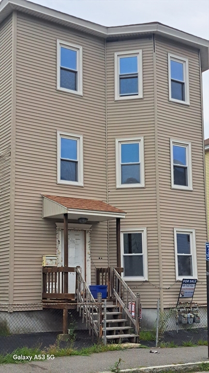 7 Preston St Property Photo 1
