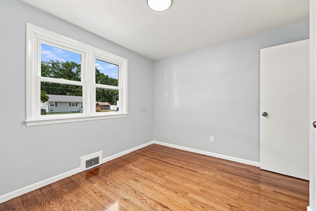 169 Slater Ave Property Photo 13