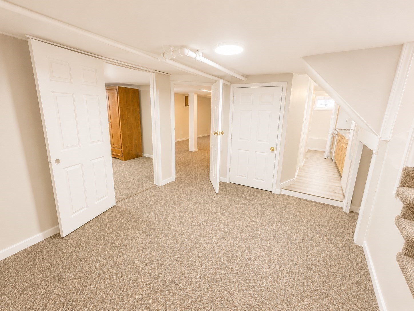 89 Sayles St Property Photo 19