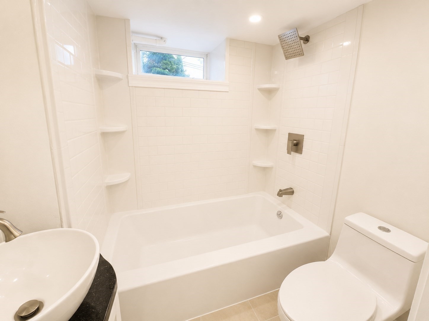 89 Sayles St Property Photo 20
