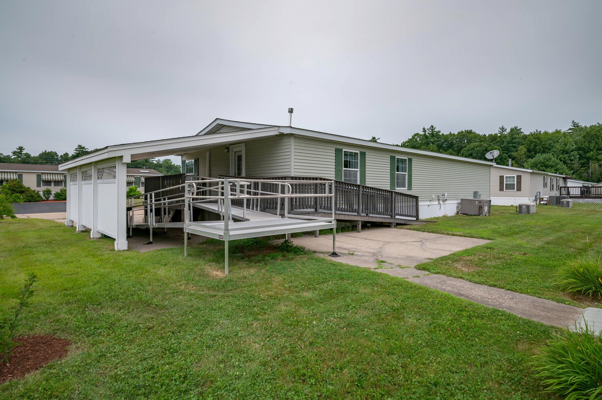 3 Revolution Dr Property Photo 39