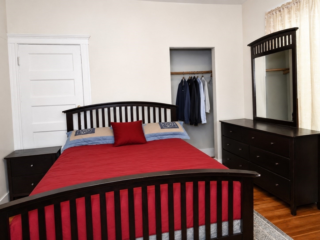 56 Marlborough St Property Photo 5