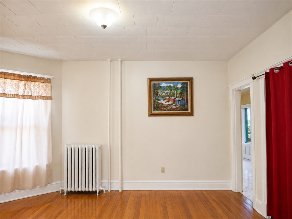 56 Marlborough St Property Photo 6