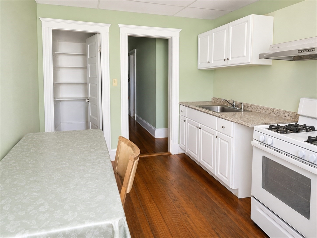 56 Marlborough St Property Photo 12