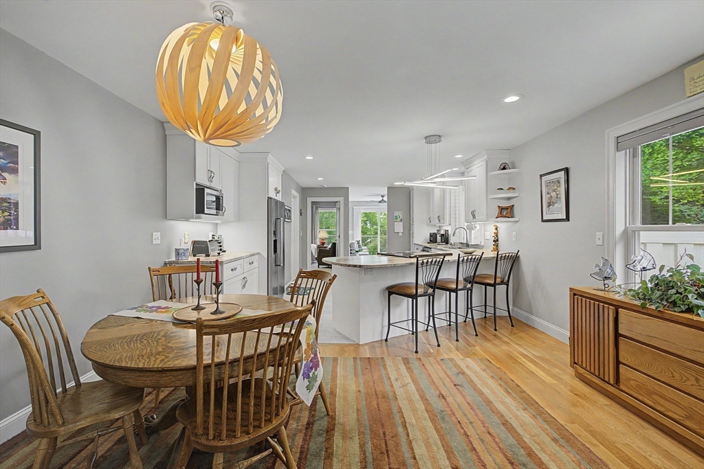29 Woodbine Ave Property Photo 14