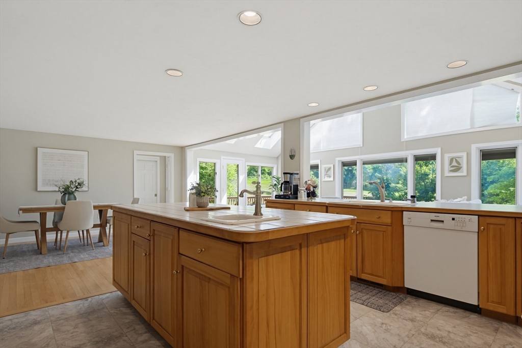 77a Christian Hill Property Photo 10