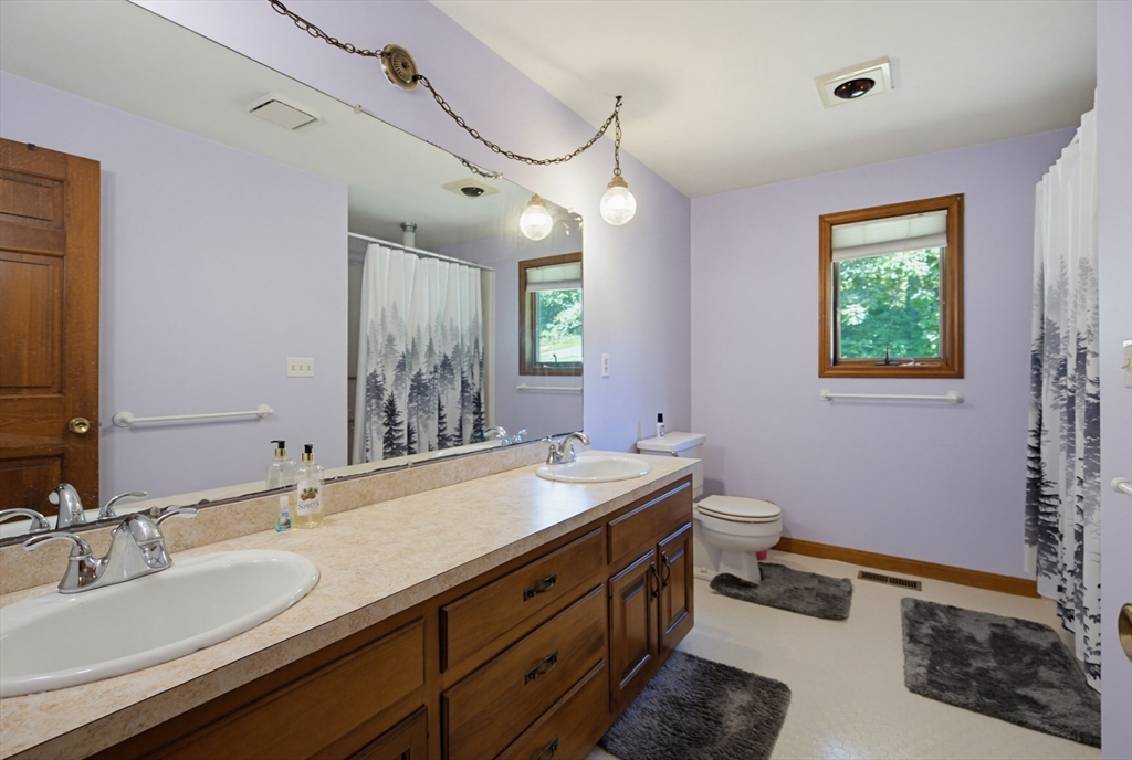 77a Christian Hill Property Photo 32
