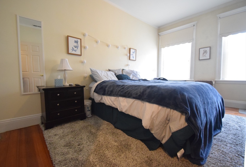 191 Winthrop Rd # 4 Property Photo 1