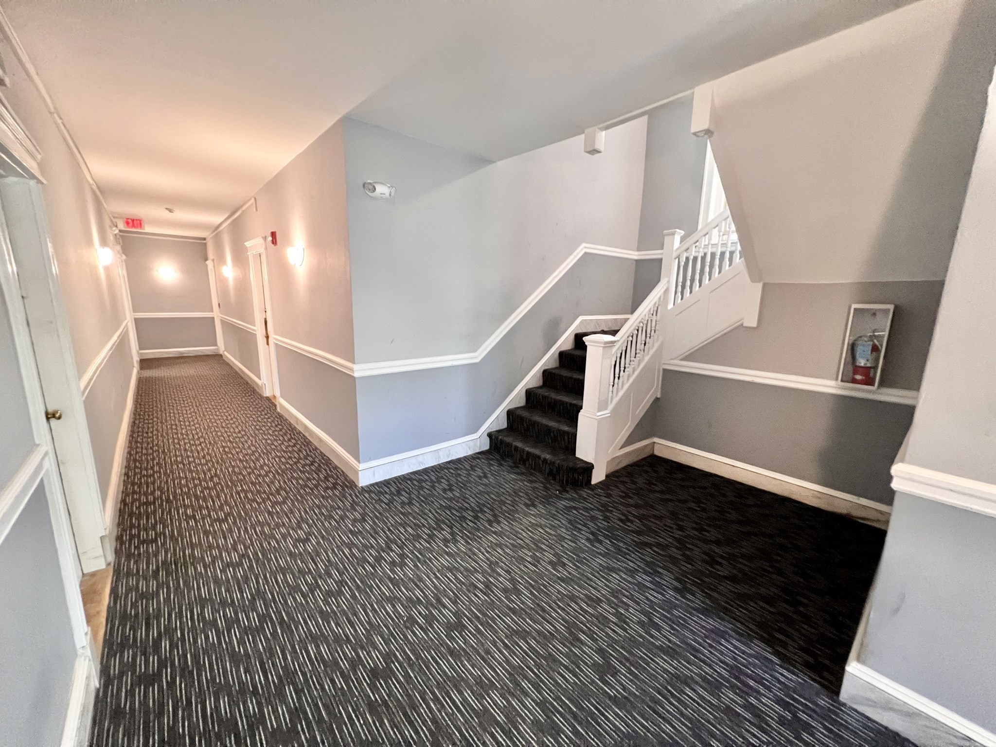 1669 Commonwealth Ave # 3 Property Photo 2