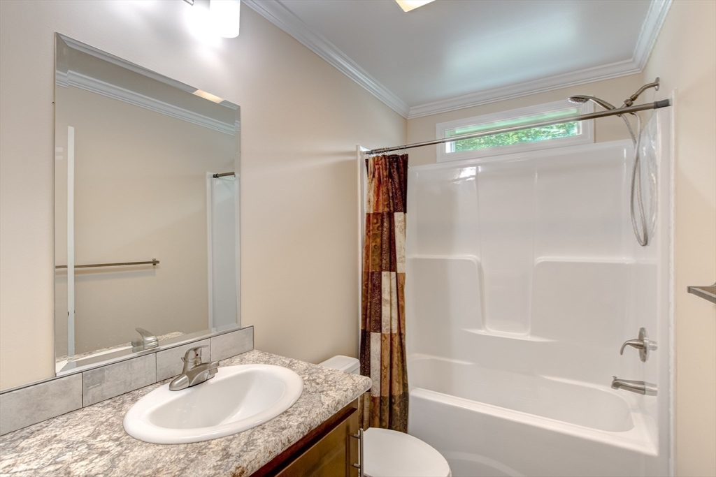 102 Topaz Terrace Property Photo 29