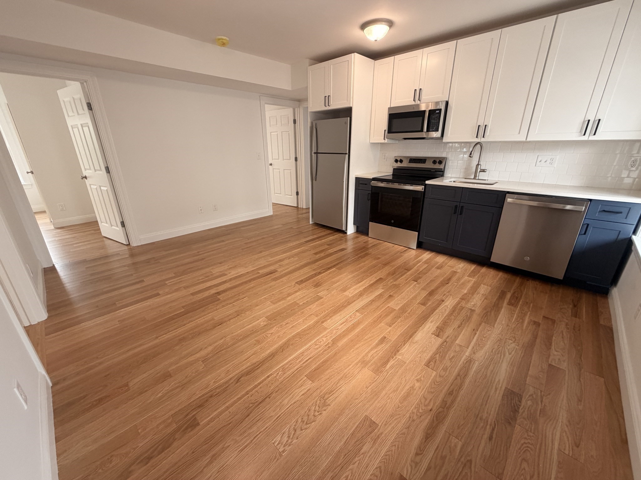 33 Pleasant St # 2 Property Photo 3