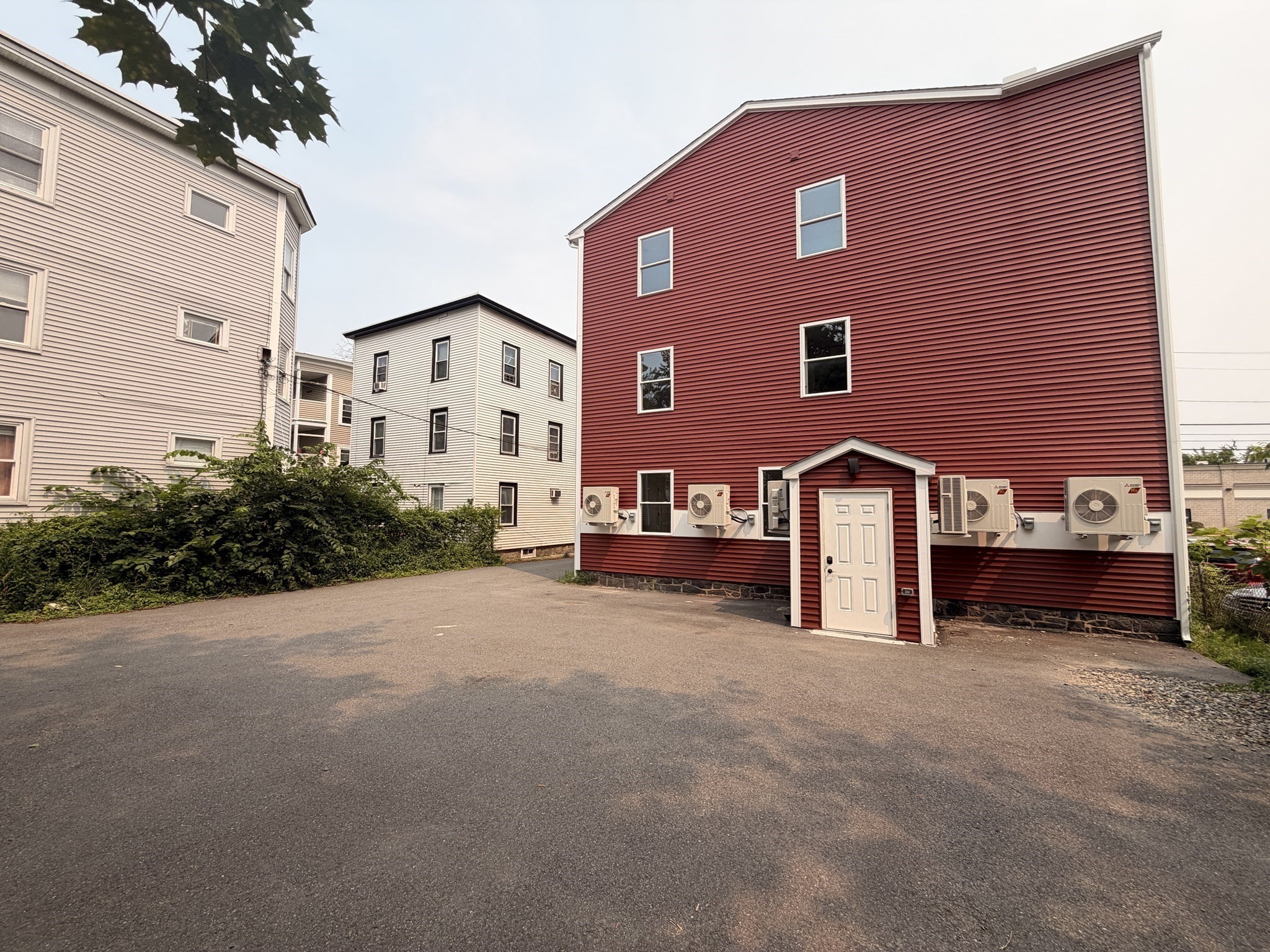 33 Pleasant St # 2 Property Photo 13