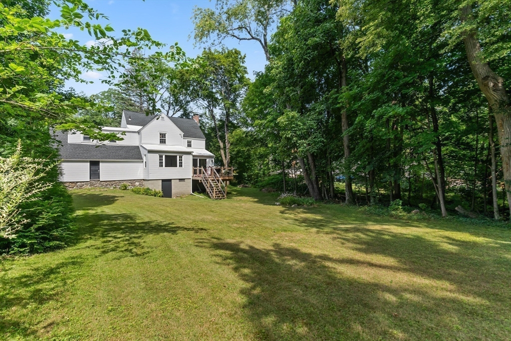 700 Grove St Property Photo 27