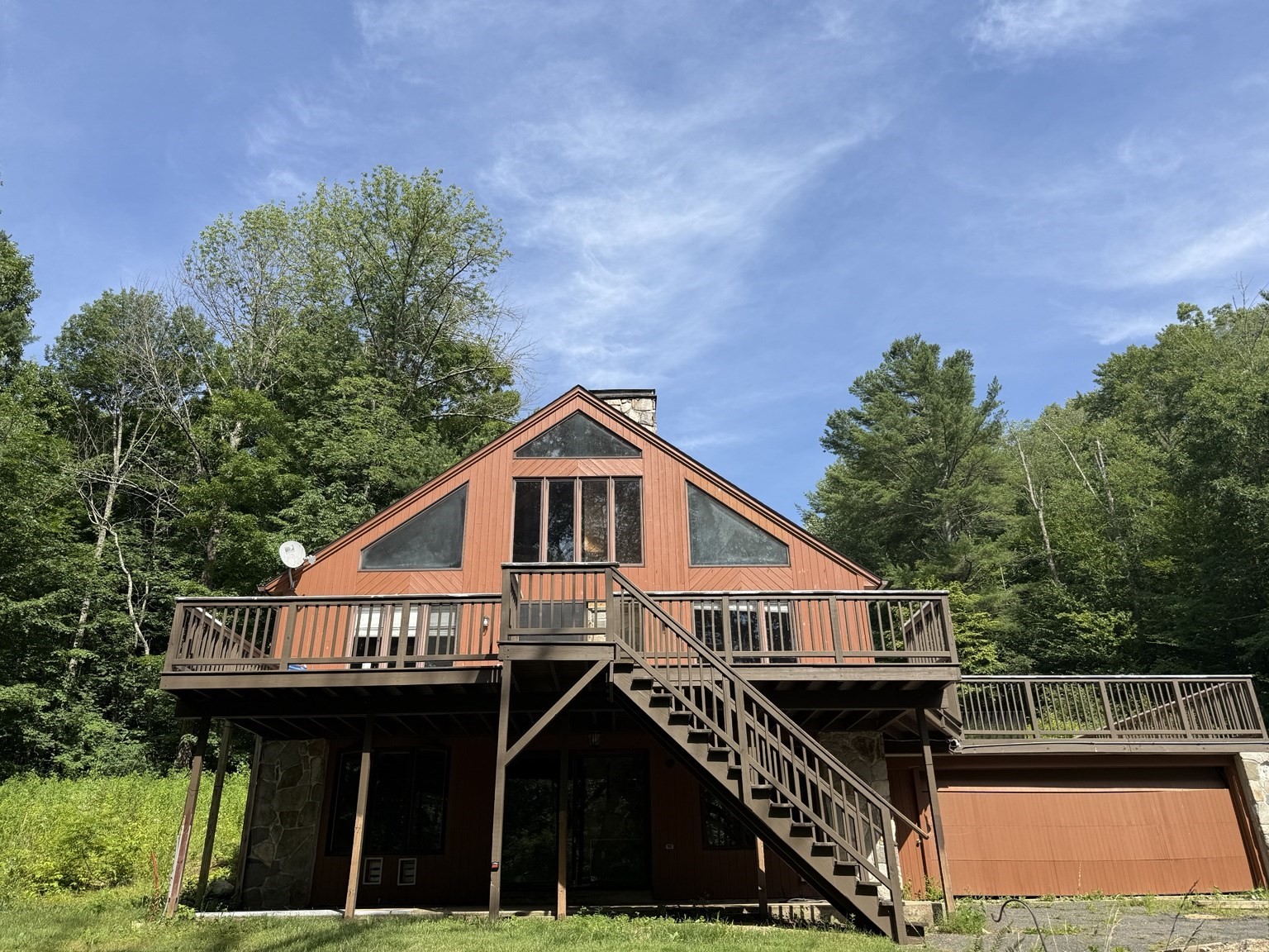 73 Hardwick Pond Rd