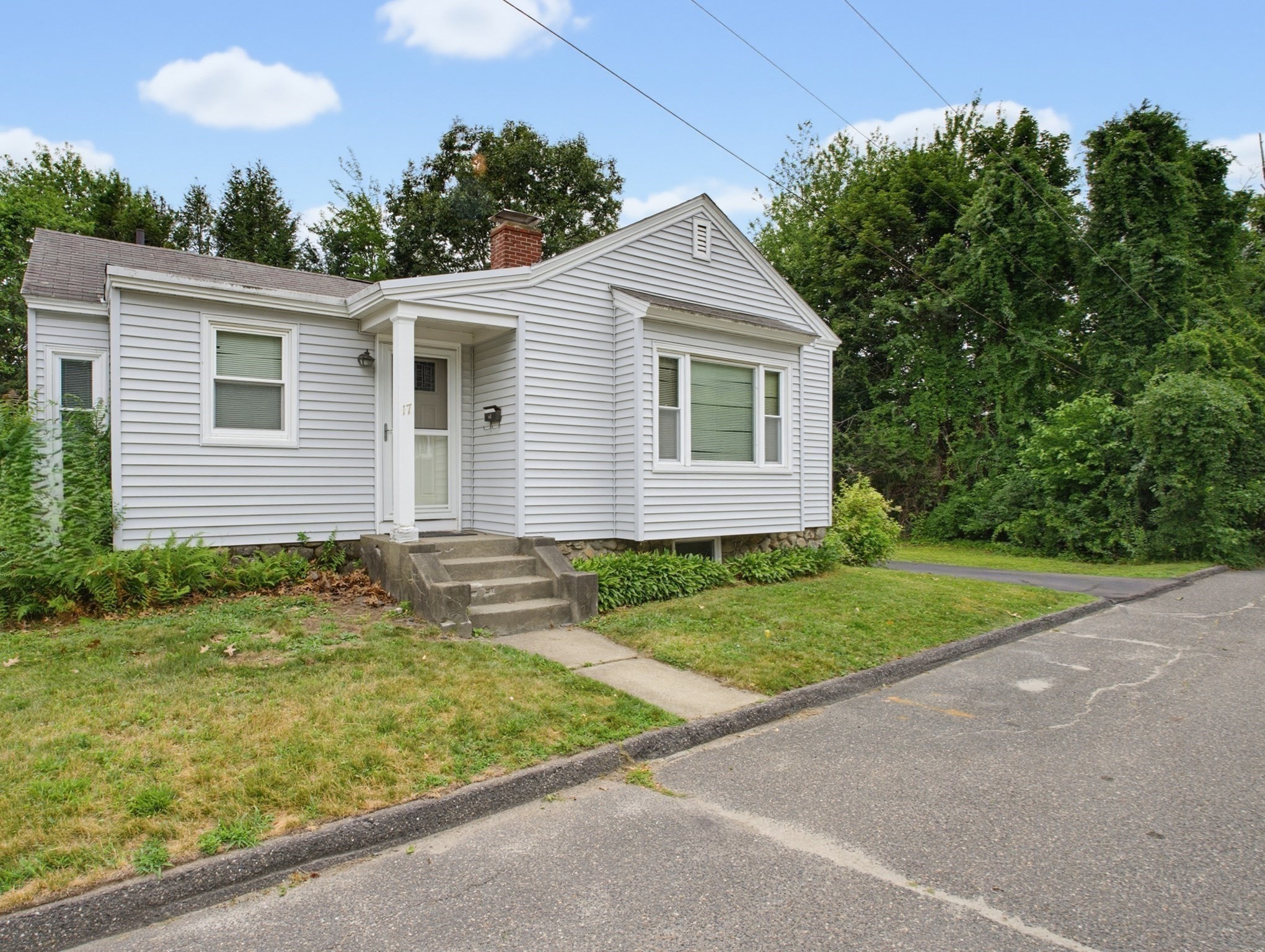 17 Reynolds St Property Photo 5