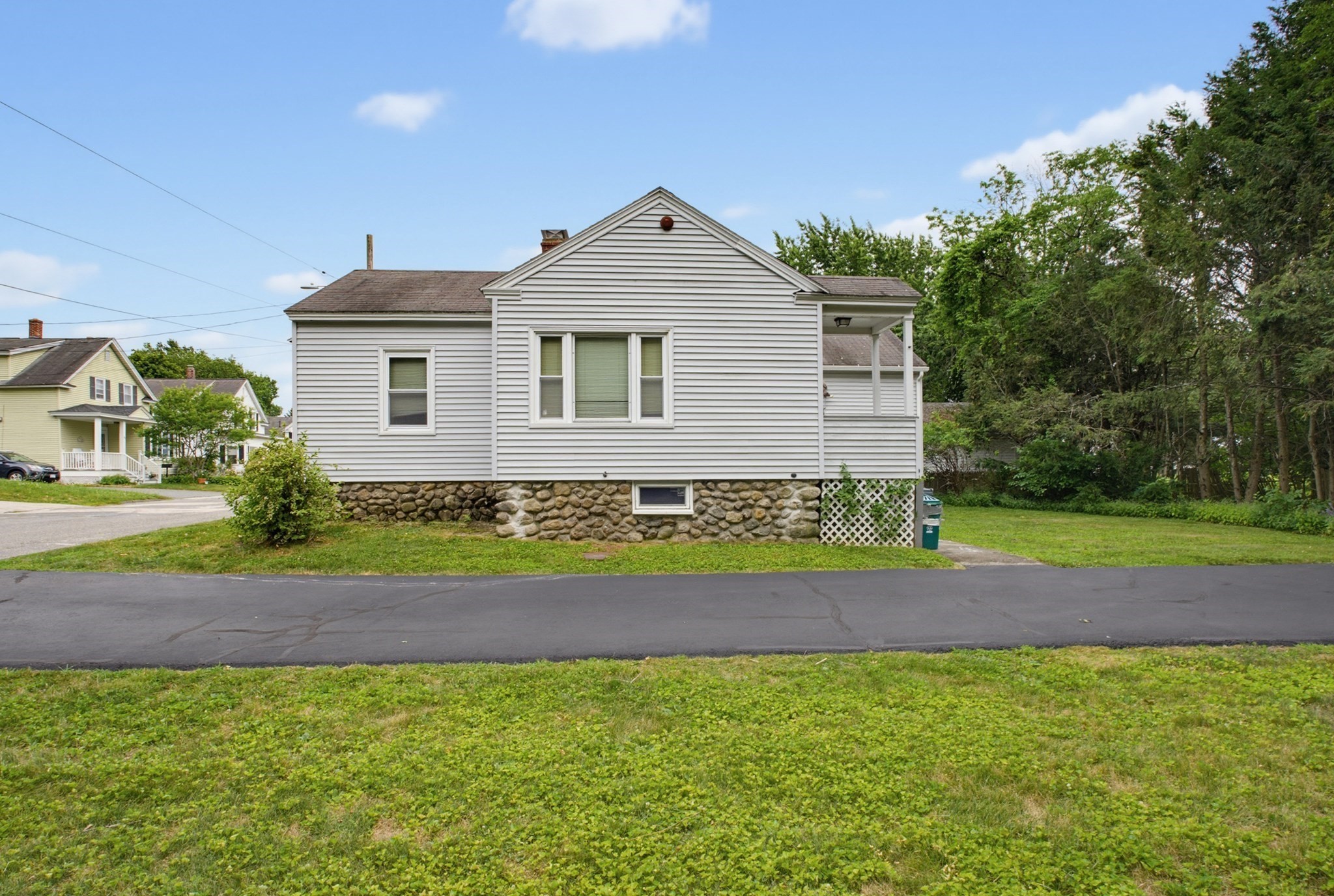 17 Reynolds St Property Photo 7