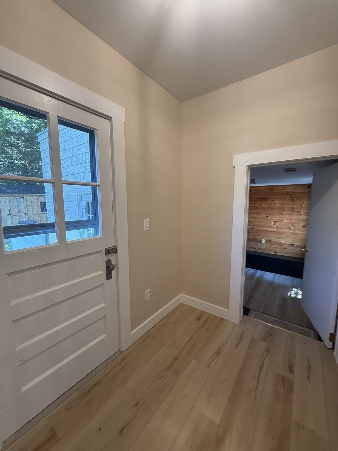 82 Hartwell St Property Photo 15