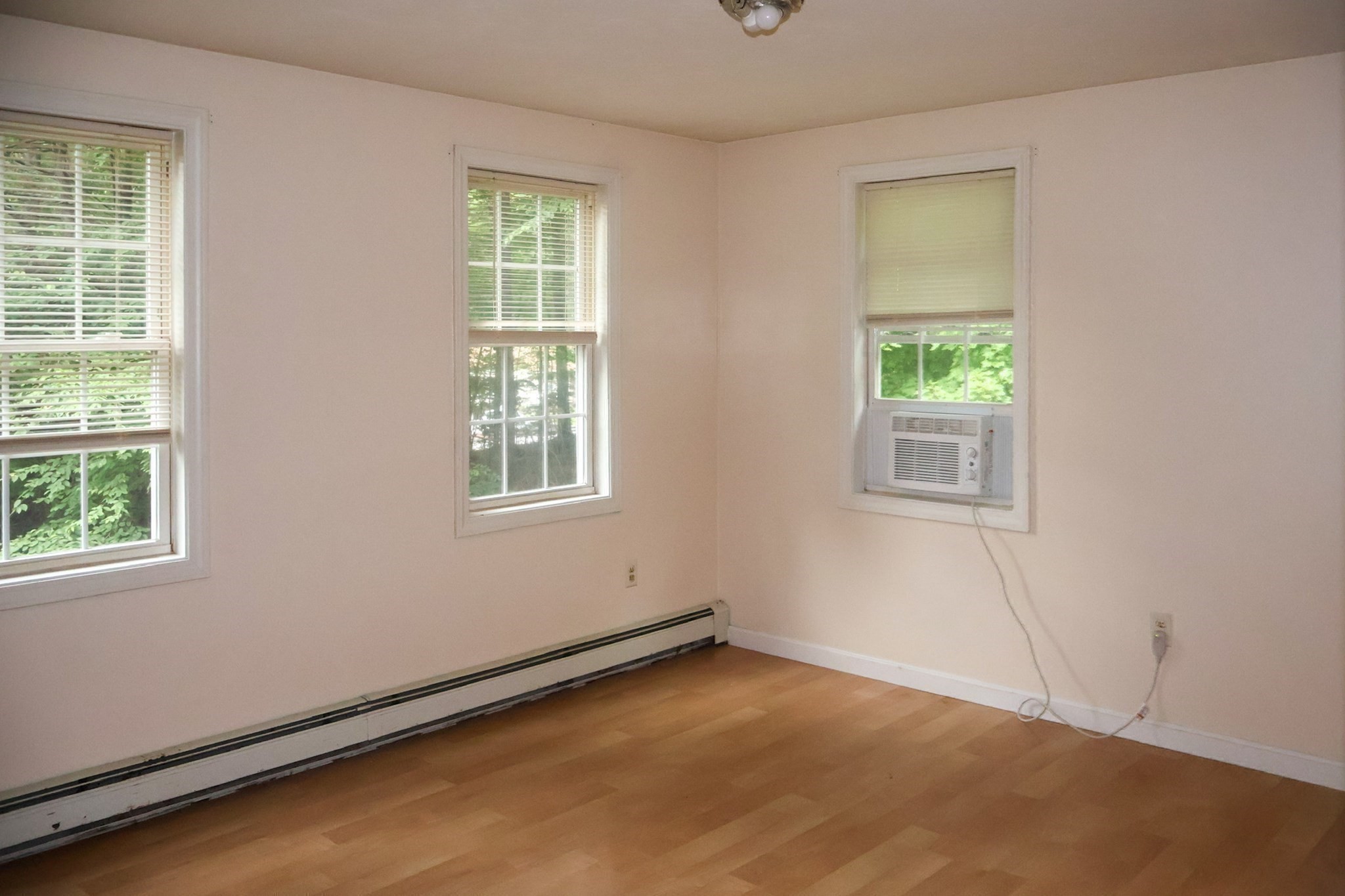 94 Whitins Rd Property Photo 23