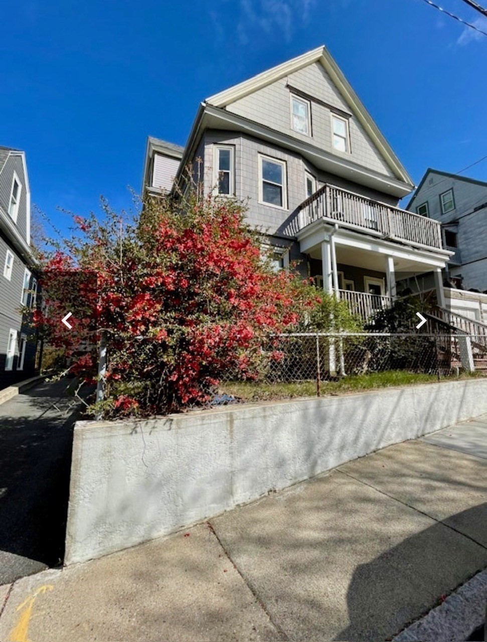 14 Dow St. Property Photo 1