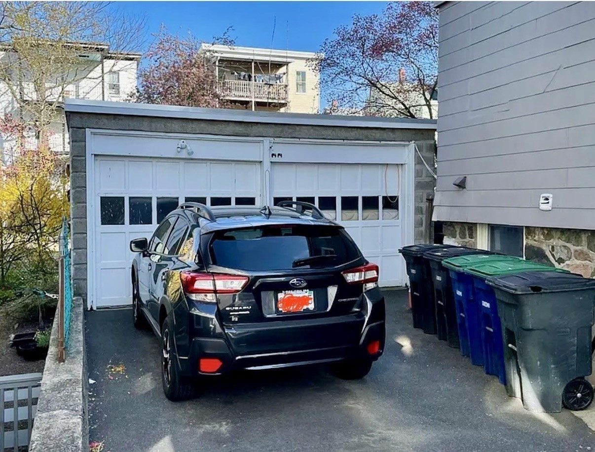 14 Dow St. Property Photo 3