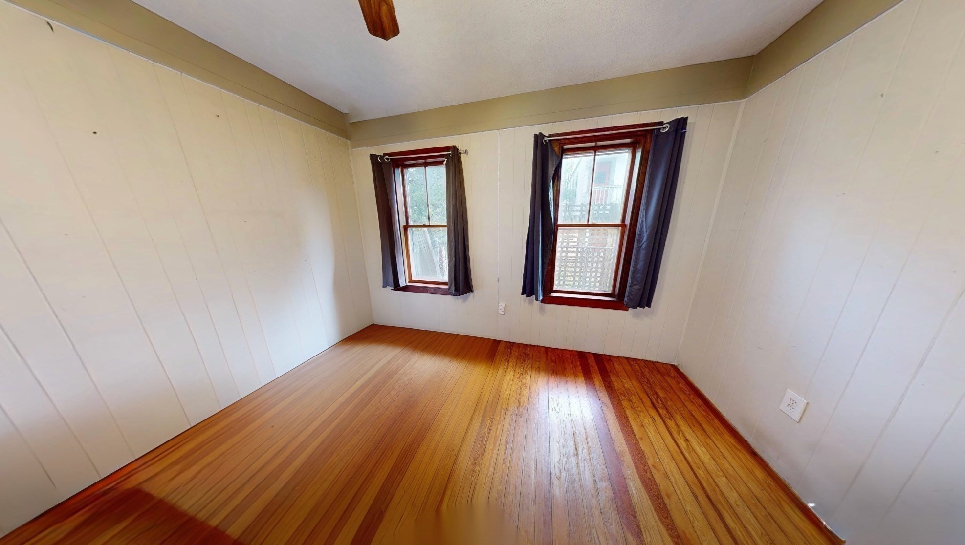 14 Dow St. Property Photo 27