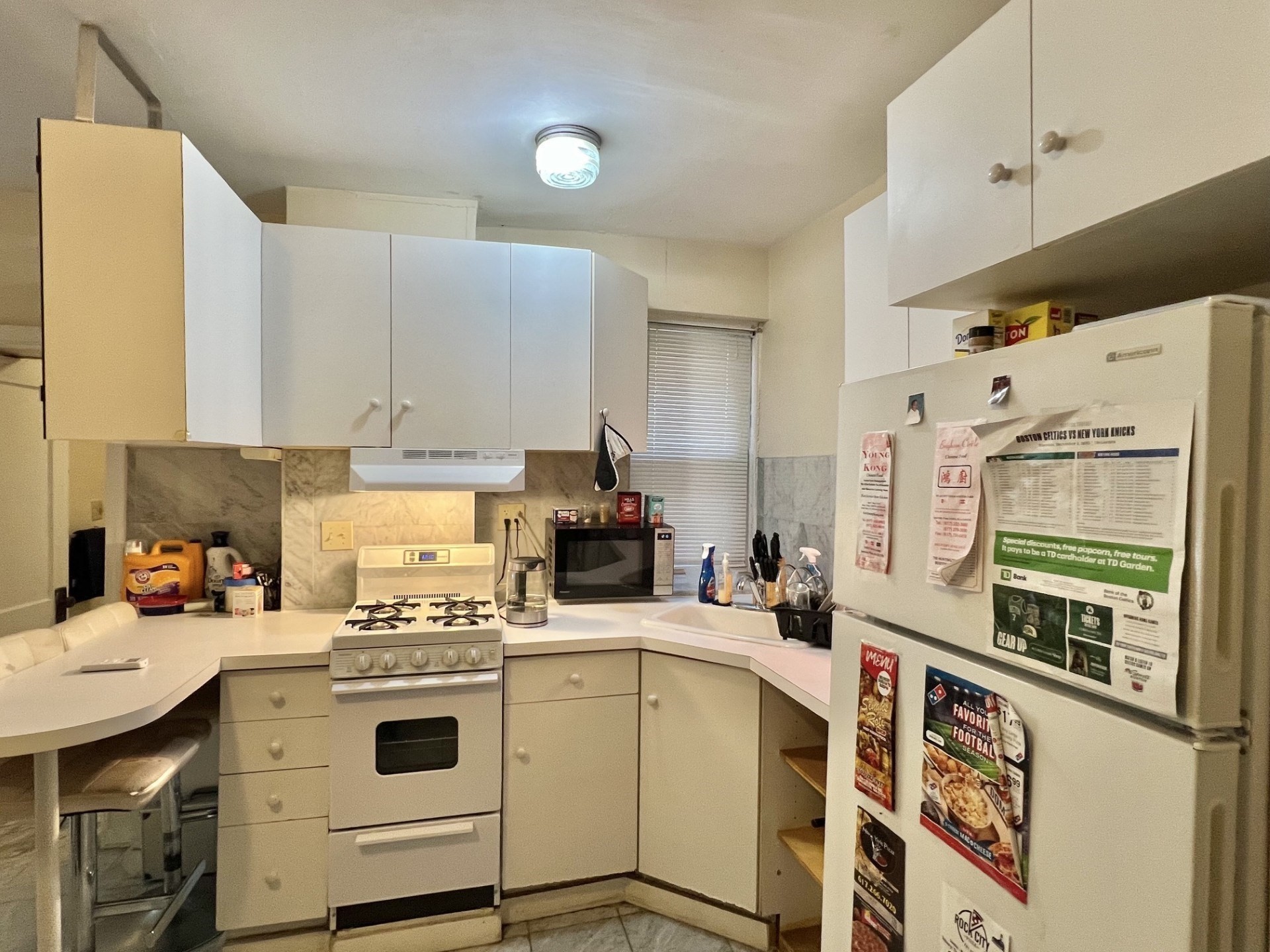 31 Queensberry # 11 Property Photo 6