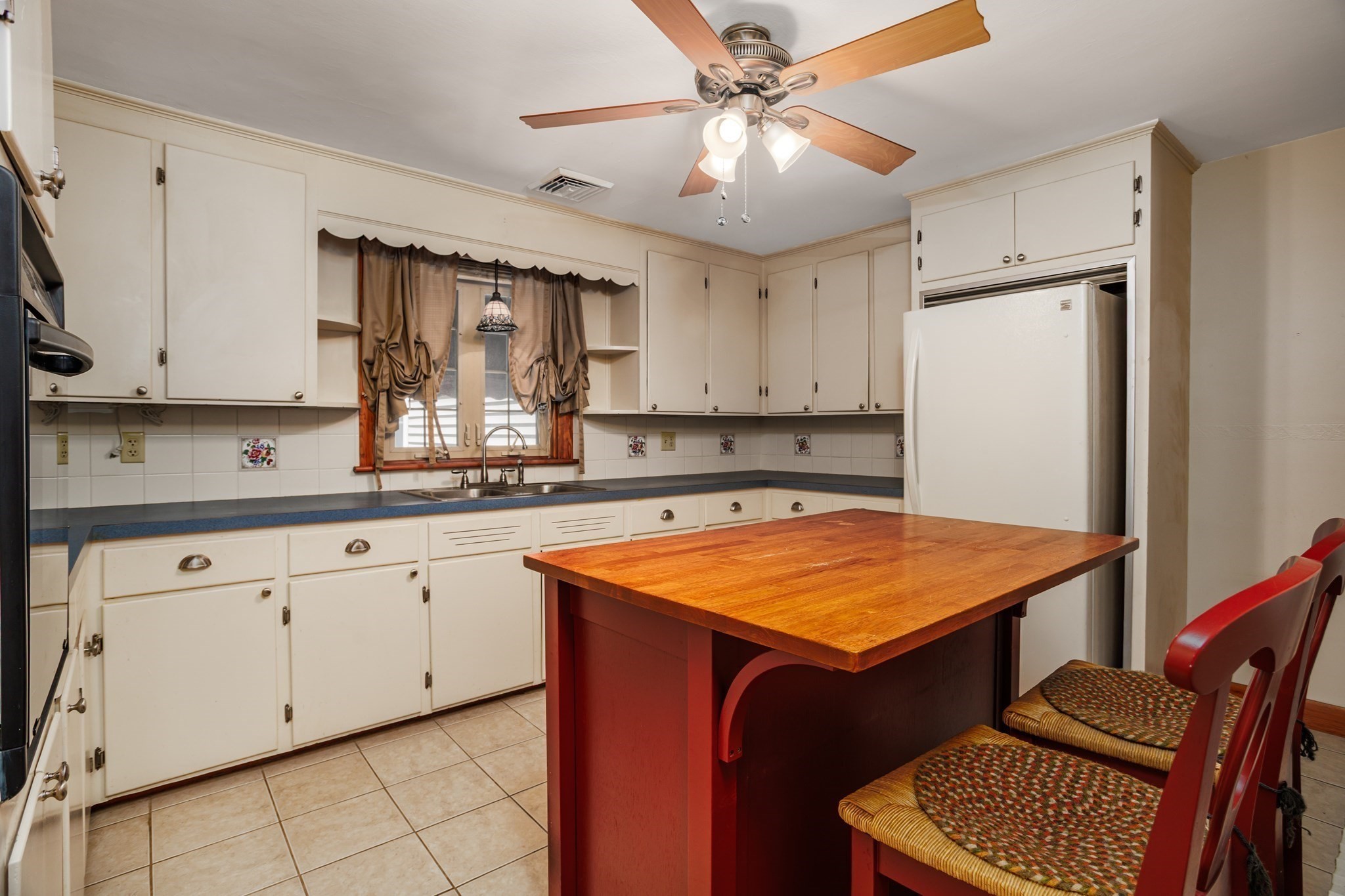 29 Morningside St Property Photo 15