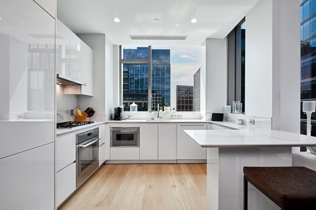 133 Seaport # 1703 Property Photo 1