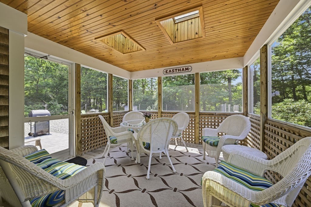 10 Circle Dr Property Photo 12