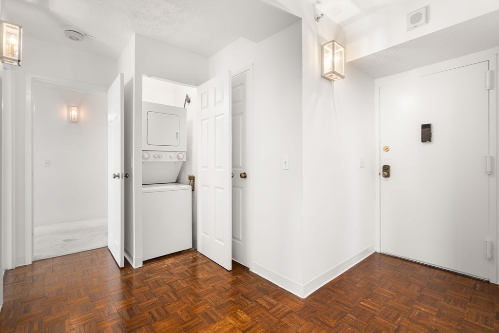 250 Hammond Pond Parkway # 1208n Property Photo 7