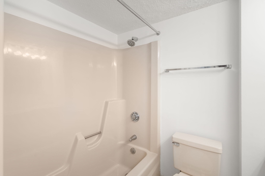 250 Hammond Pond Parkway # 1208n Property Photo 13