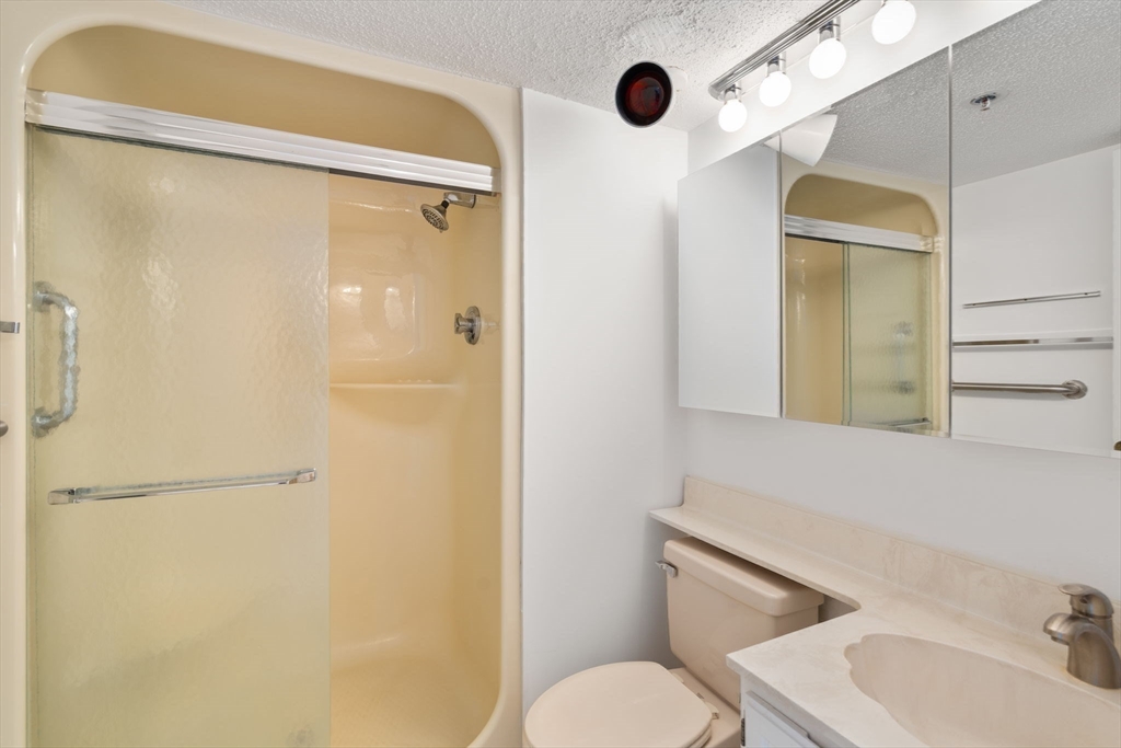 250 Hammond Pond Parkway # 1208n Property Photo 14