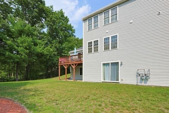 42 Mountain Laurel Ln # 32 Property Photo 5
