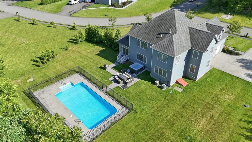 5 Kyle's Ct Property Photo 39